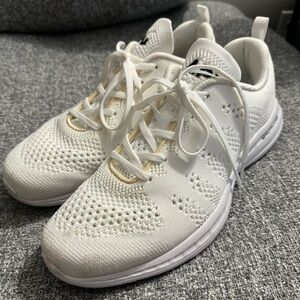 APL Women’s TechLoom Pro US 10 - gently worn